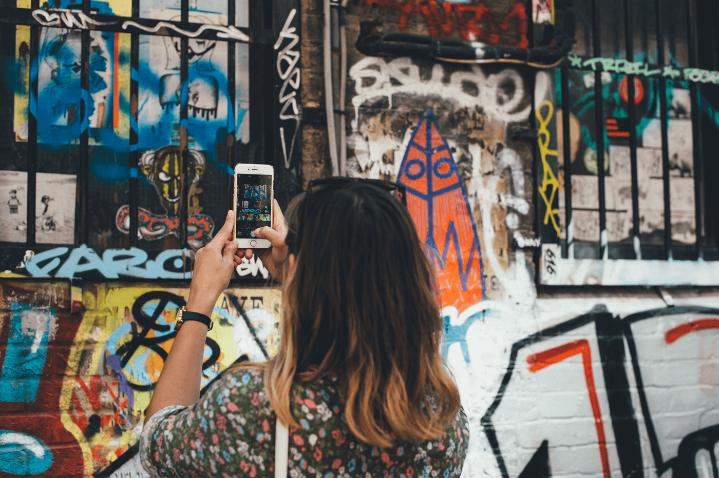 Instagram for Business: 30 Tips to Grow Your Audience and Stand Out on Instagram